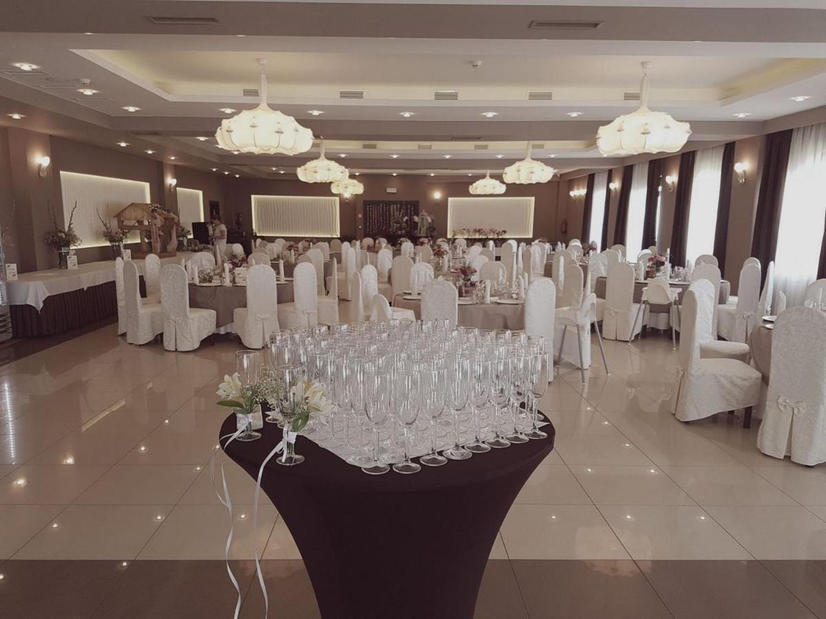 Hotel Zimnik Luksus Natury Spa & Wellness Ostre Ngoại thất bức ảnh