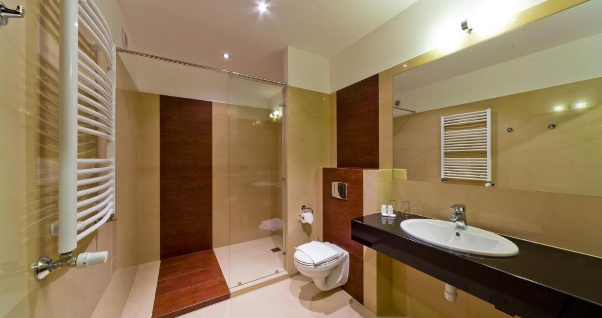 Hotel Zimnik Luksus Natury Spa & Wellness Ostre Ngoại thất bức ảnh